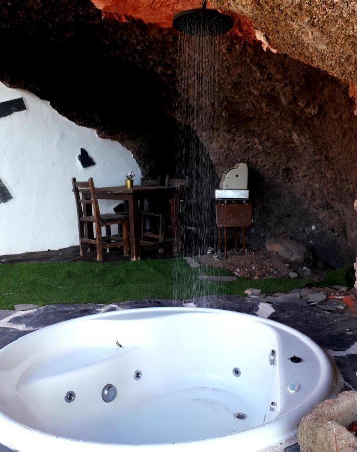 Casa Rural Alessia With Jacuzzi ,Garden & Swimming Pool Santa Cruz de Tenerife Exteriör bild